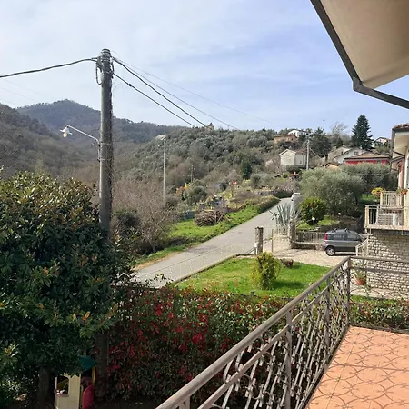 Pina First Floor 6 Guests Near Cinque Terre In Nature Balcony Valley View Shared Pool Hiking Trails Appartamento Camedone