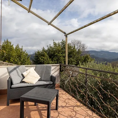 Appartamento Pina First Floor 6 Guests Near Cinque Terre In Nature Balcony Valley View Shared Pool Hiking Trails Camedone