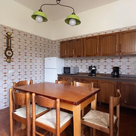 Pina First Floor 6 Guests Near Cinque Terre In Nature Balcony Valley View Shared Pool Hiking Trails *