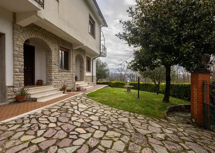 Apartment 6 Guests Near Cinque Terre In Nature Balcony Valley View Shared Pool Hiking Trails Camedone