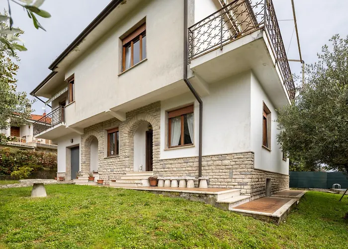 6 Guests Near Cinque Terre In Nature Balcony Valley View Shared Pool Hiking Trails Apartment