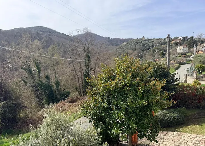 Apartment 6 Guests Near Cinque Terre In Nature Balcony Valley View Shared Pool Hiking Trails *